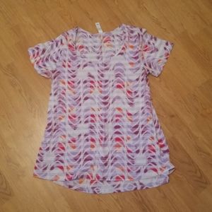 Lularoe Classic Tee
